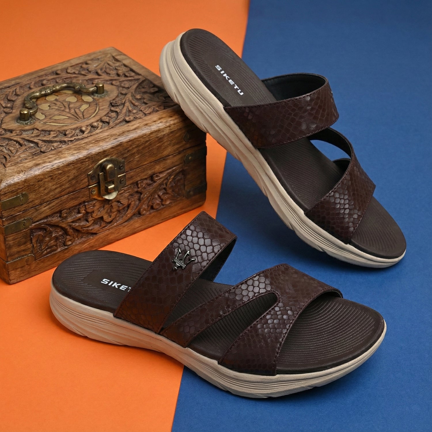 MOCHA Essential Sandals